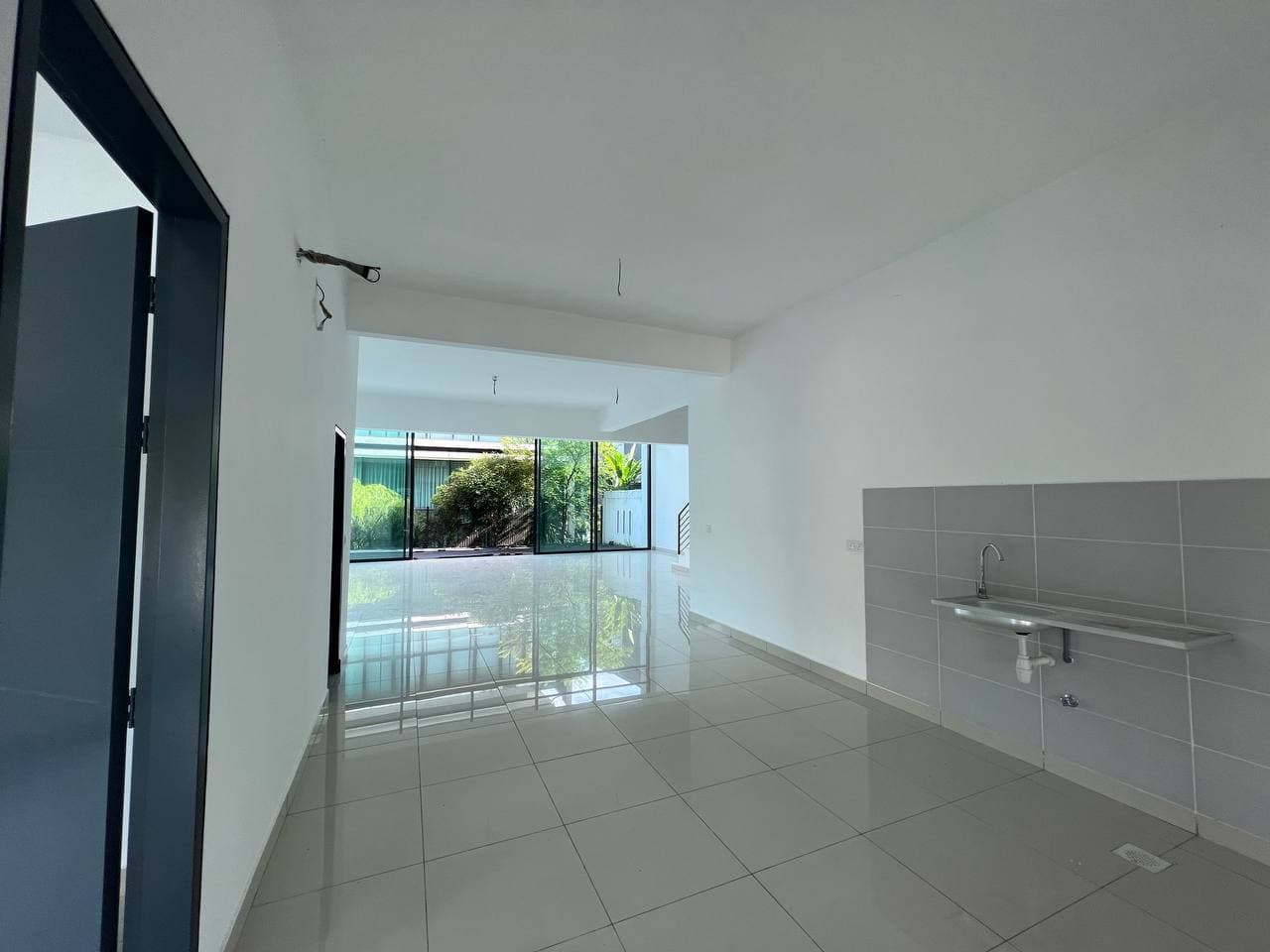 Triple Storey, Corner Unit, Perdana Heights - photo 11
