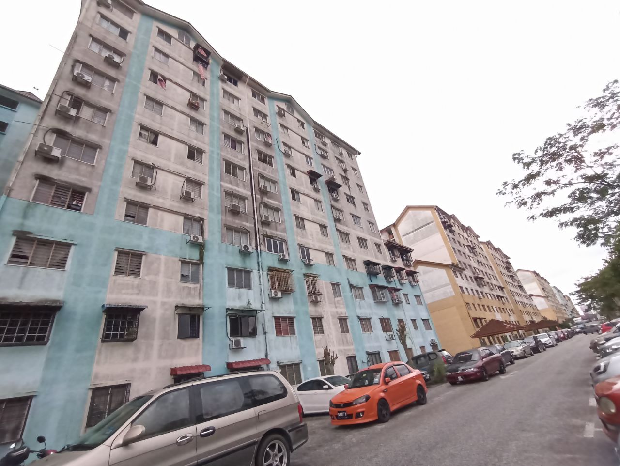Pangsapuri Enggang, BK6, Bandar Kinrara, Puchong - photo 11