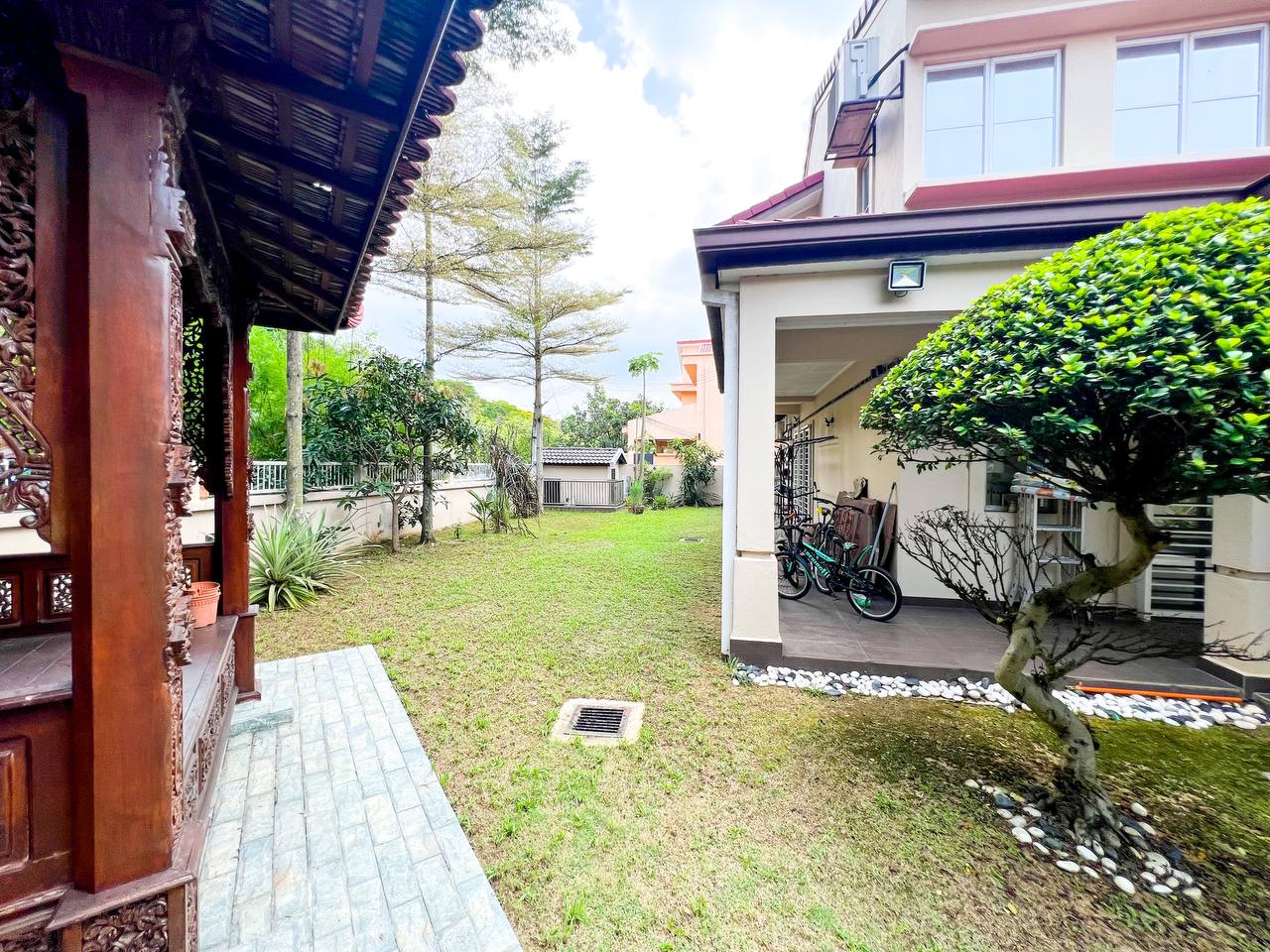 Corner Lot, 2 Storey, Taman Pinggiran USJ, Subang
