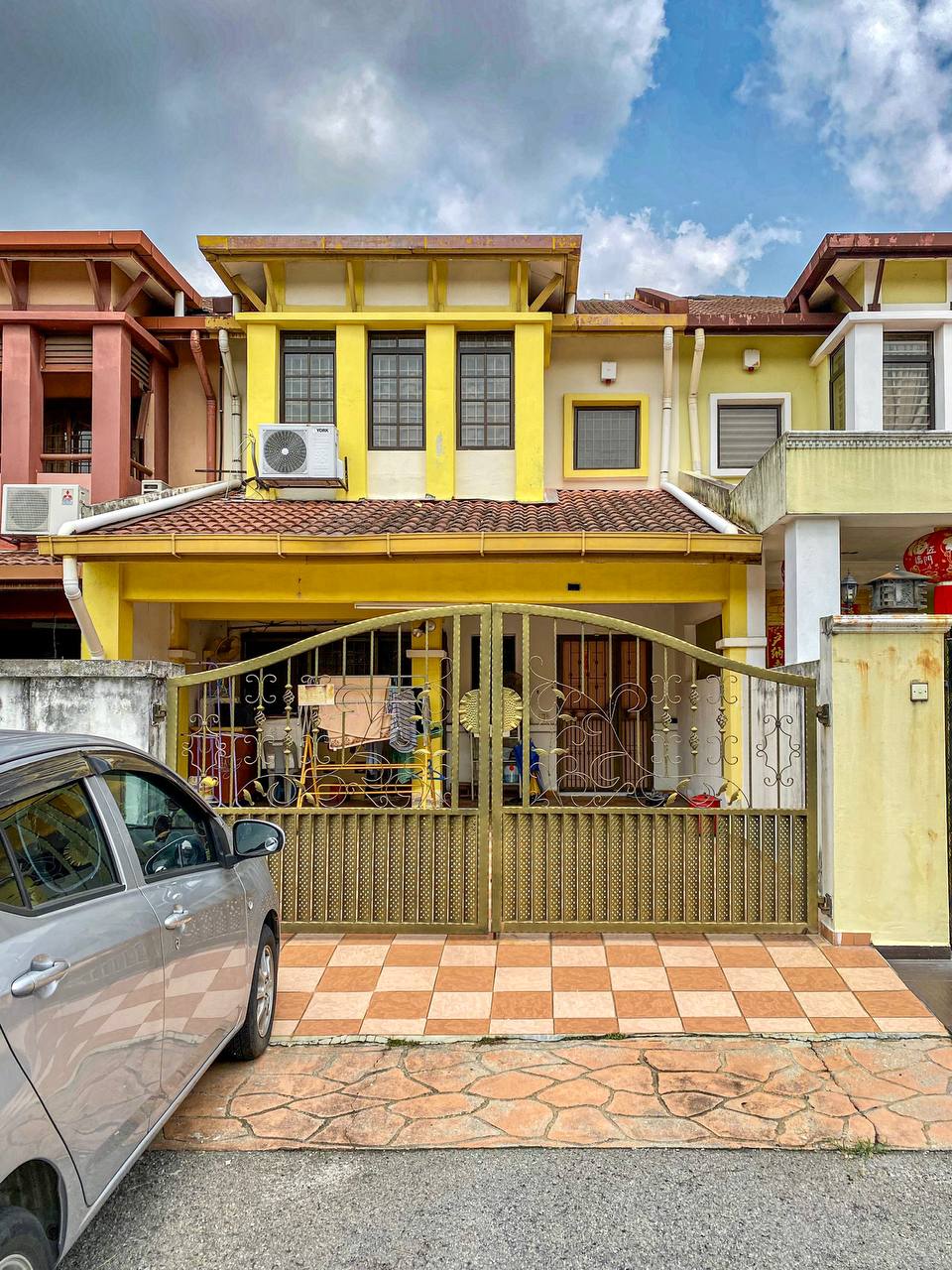 2 Storey, Taman Nusa Subang, Shah Alam - photo 1