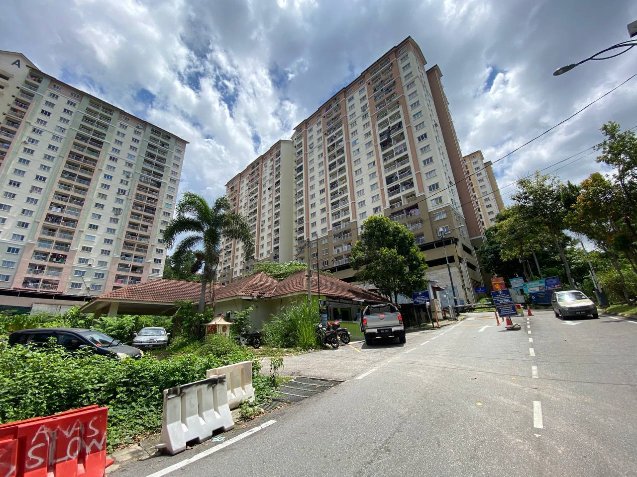 Lakeview Apartment, Taman Jasa Perwira, Batu Caves