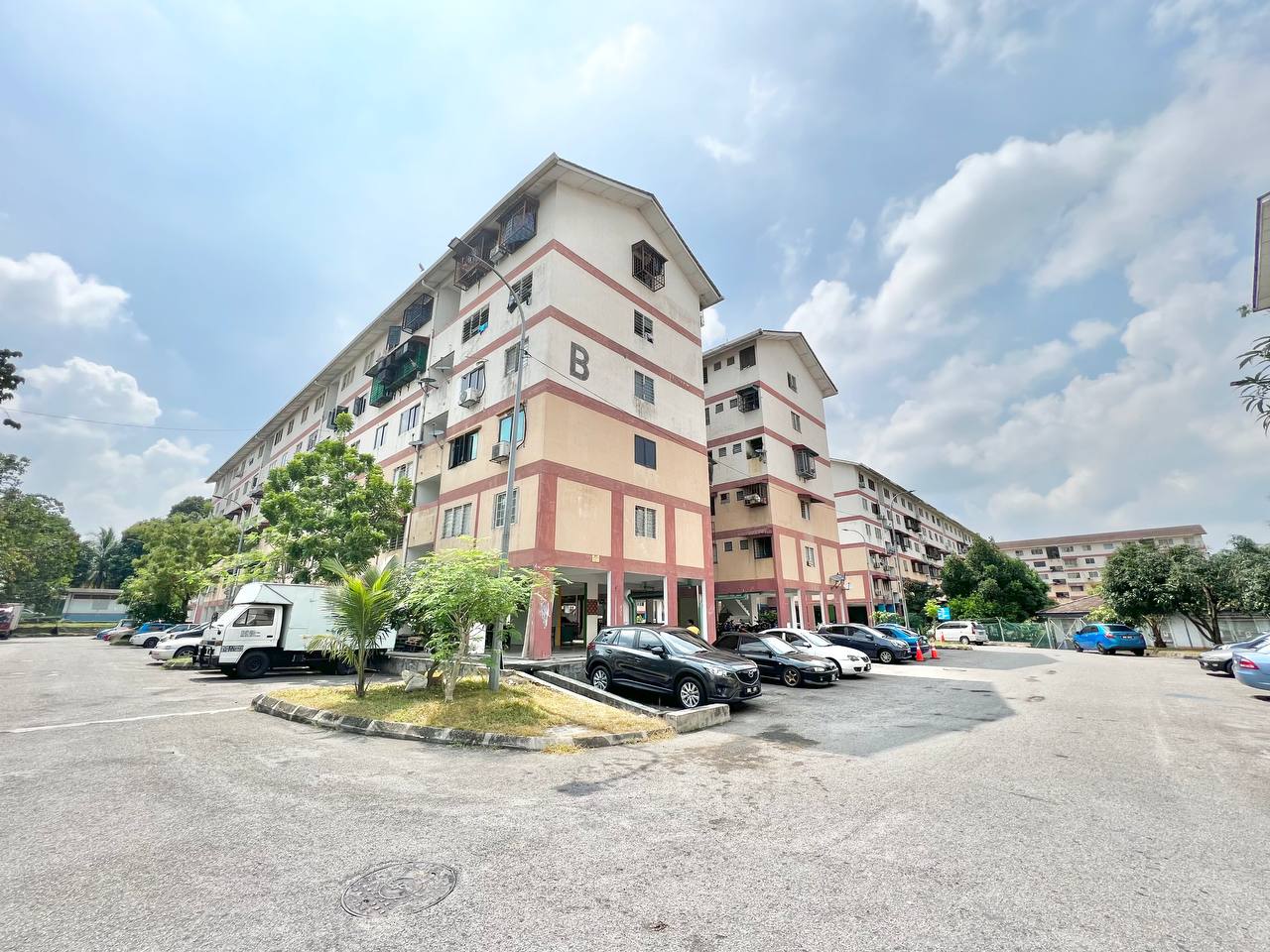 Flat Bandar Bukit Puchong Low Cost