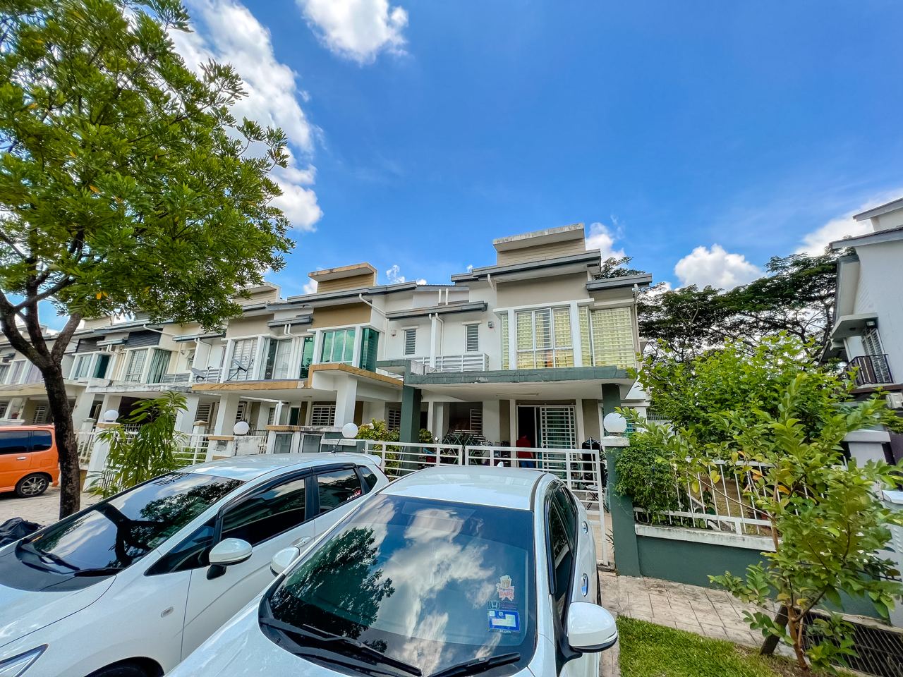 ENDLOT 2 Storey, Tropika Dalpinia, Puchong