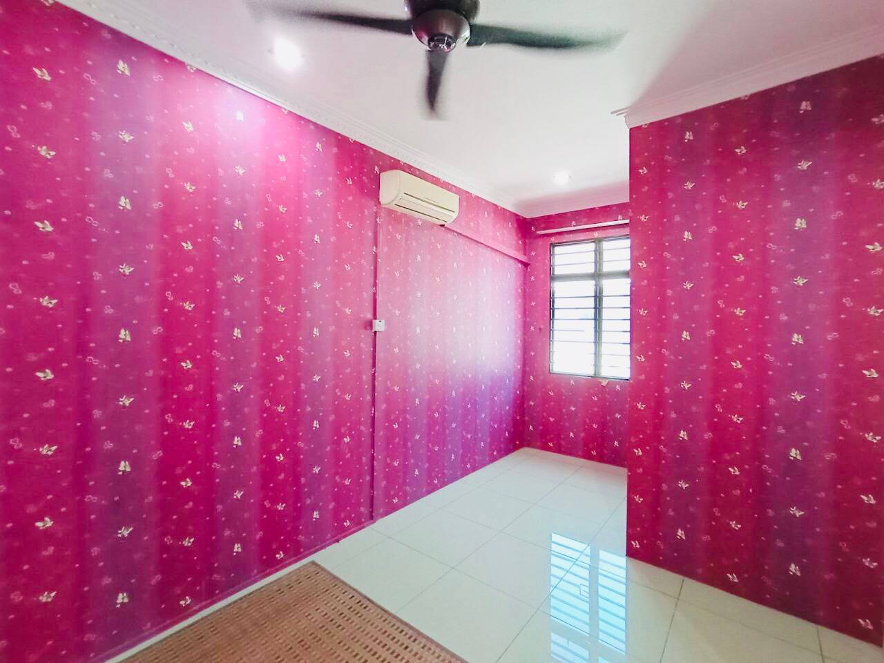 2 Storey, Suria Residence, Mantin Negeri Sembilan - photo 2