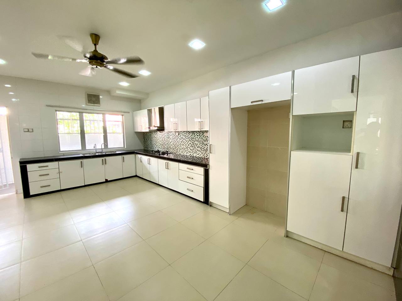 RENOVATED 2 Sty SemiD, Taman Melawati, KL