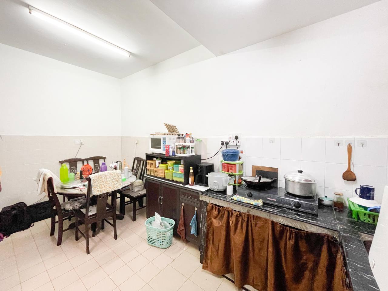2 Storey Terrace House Jalan Inang Bdr Bukit Raja - photo 3