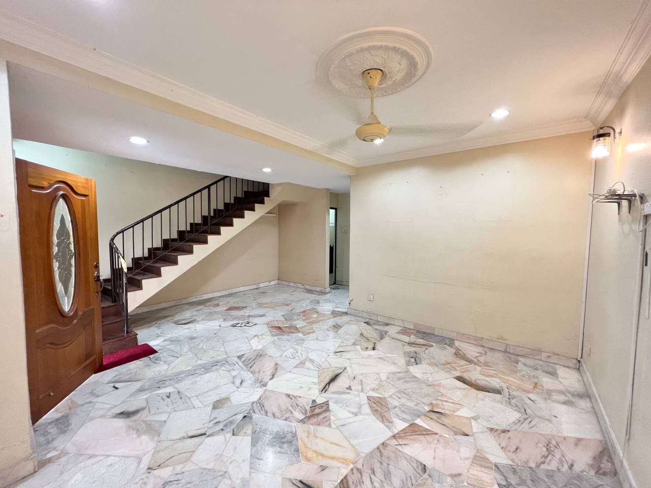 Double Storey Terrace Taman Sri Andalas, Klang - photo 3