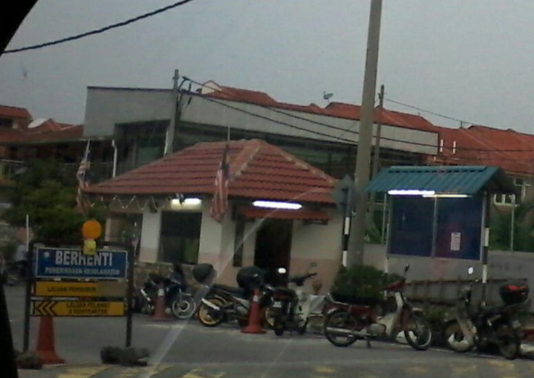 Intermediate Terrace Taman Pelangi Semenyih - photo 6