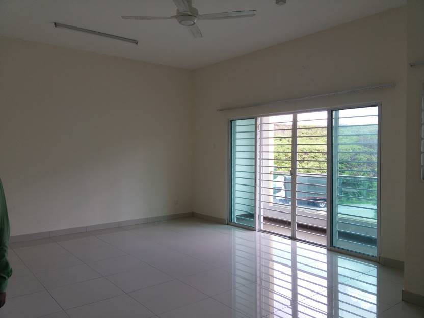 Double Storey House , Taman Suria Tropika - photo 5