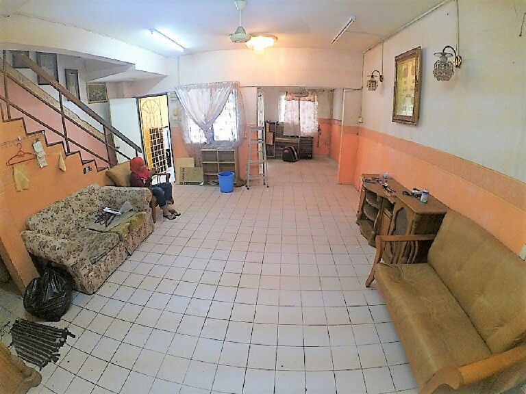 Rumah 2 Tingkat Renovated, Taman Balakong Jaya - photo 3