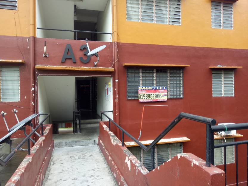 Apartment Putra Permai  Blok A3