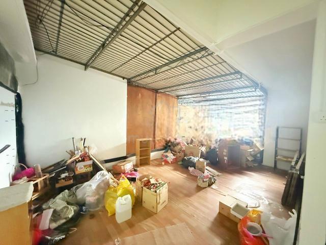 3-storey jelutong shop rm5k jul 25 - photo 2
