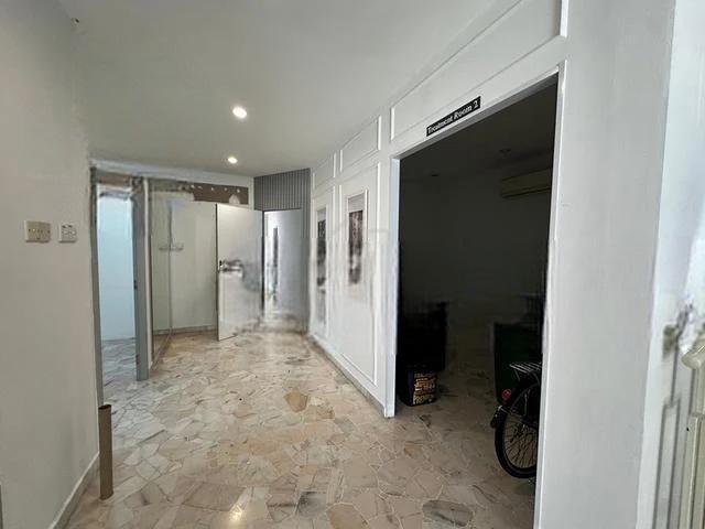 Jalan kelawai shoplot rm25k sep 25 - photo 3