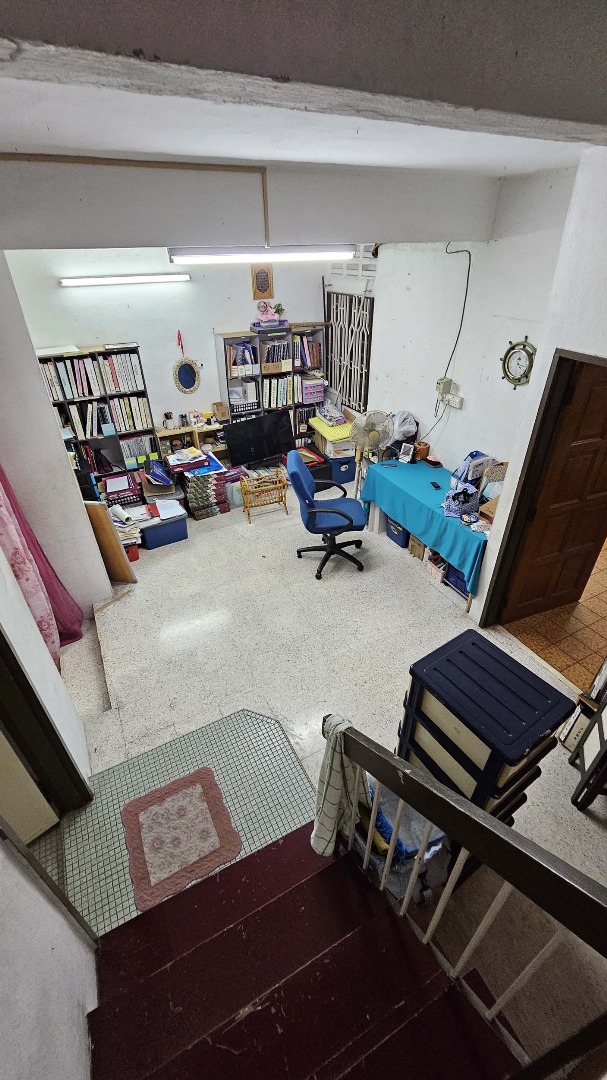 Single storey terrace rm600k nov 25 - photo 2