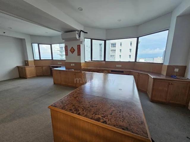 Gurney Tower rm2100 nov 25