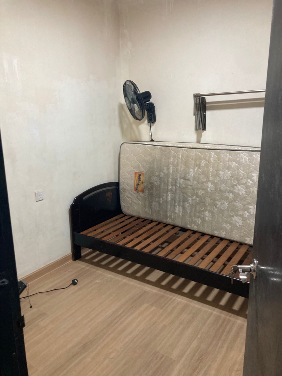 Midlands Condo rm1600 feb 26 - photo 4