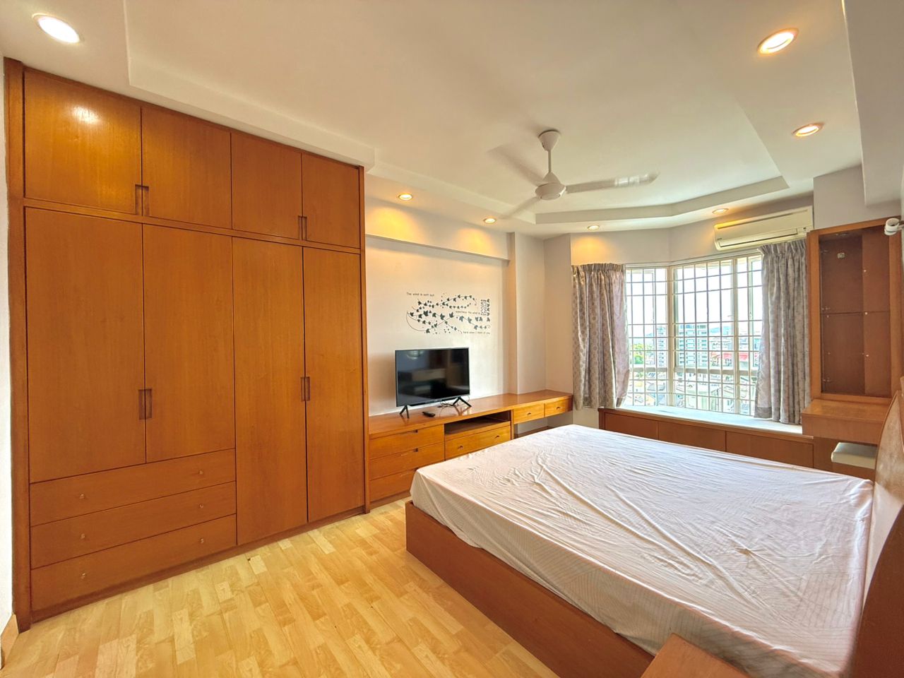 Gold coast rm2400 may 26 - photo 3
