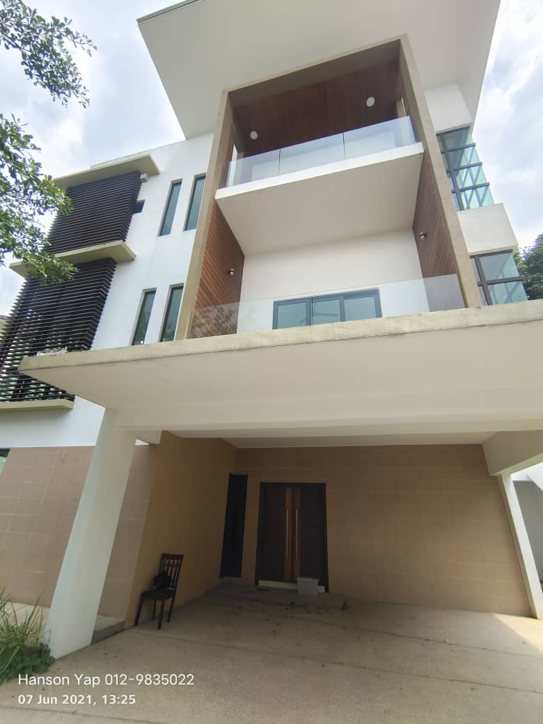 D Impian Tropika 3 Storey Bungalow Balakong - photo 2