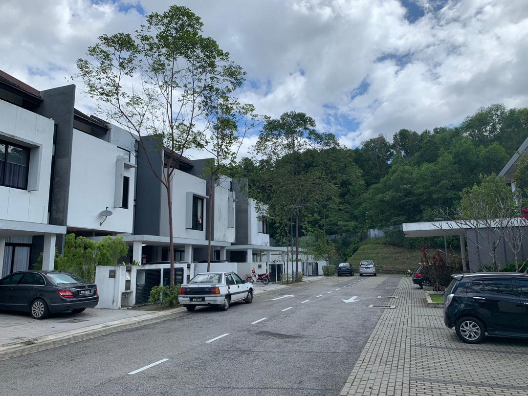Blu constellation, 3 storey villa, Seri Kembangan - photo 5