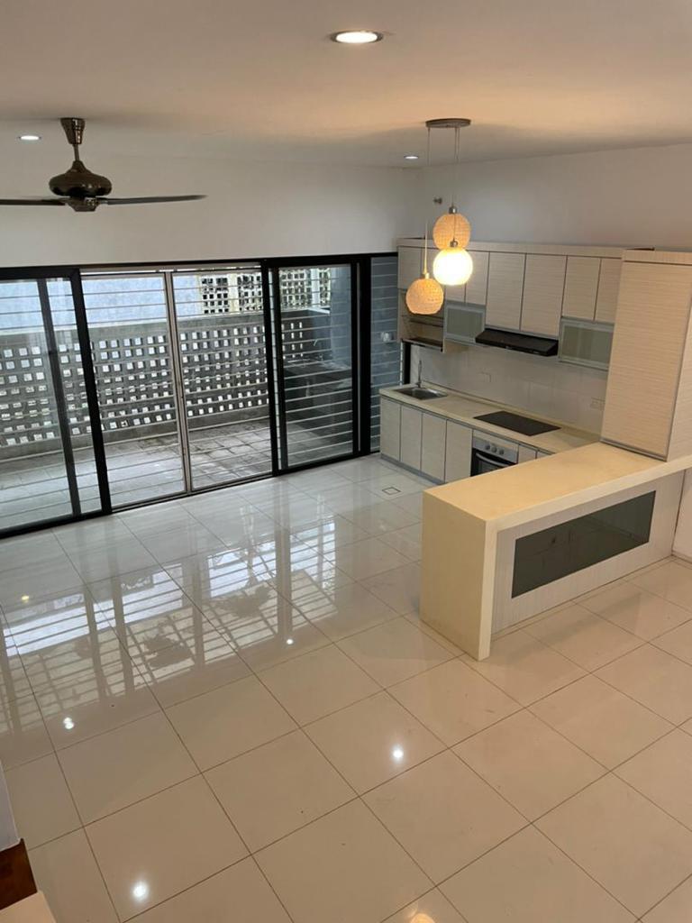 Blu Constellation, Seri Kembangan, 3 Storey Villa - photo 3