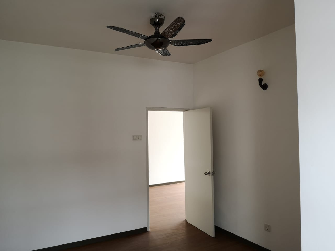 Kota Kemuning Damai Residence Corner - photo 4