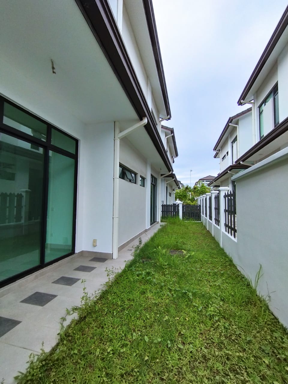 Tenderfield Semi-D Cluster Eco Majestic Semenyih - photo 2