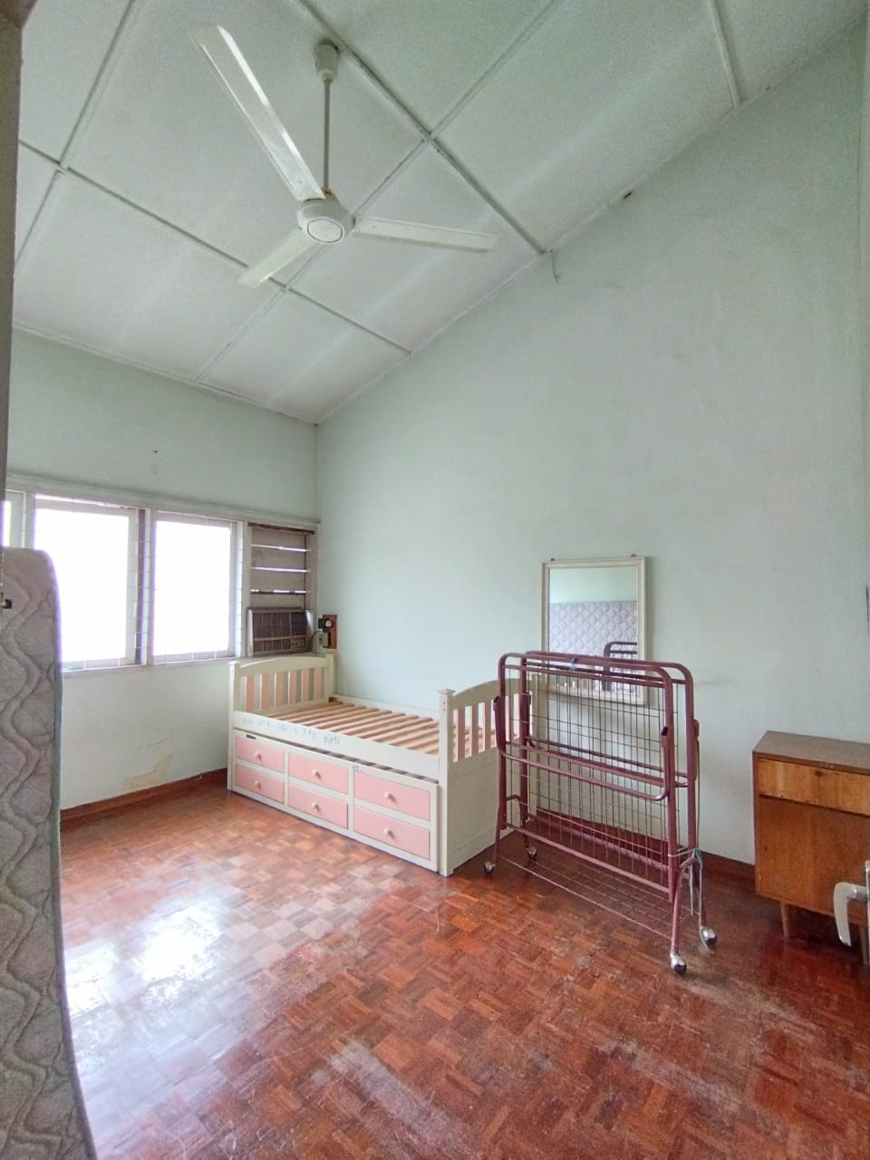Double Storey Taman Sri Reko Kajang - photo 4