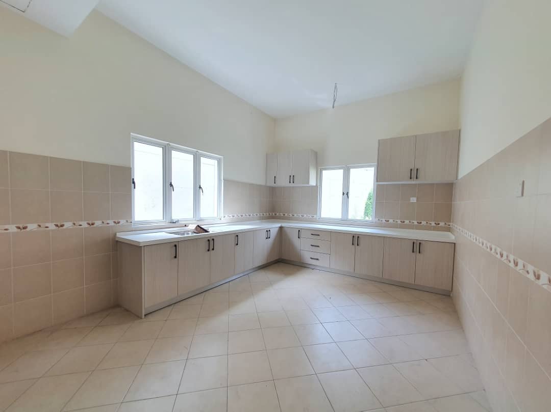 Corner Lot 3 Storey Semi-D Puncak Tropika Seksyen - photo 3