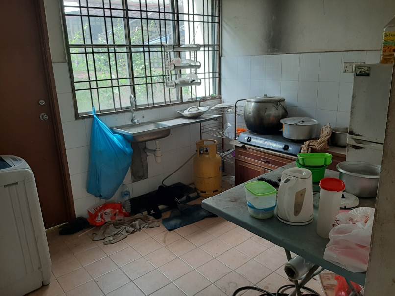 Double Storey Terrace Taman Pinggiran Usj 3 - photo 6
