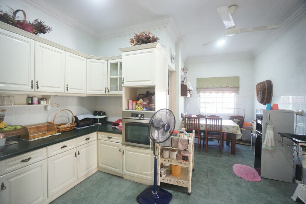3 Storey Bungalow  Seksyen 8 Shah Alam - photo 4