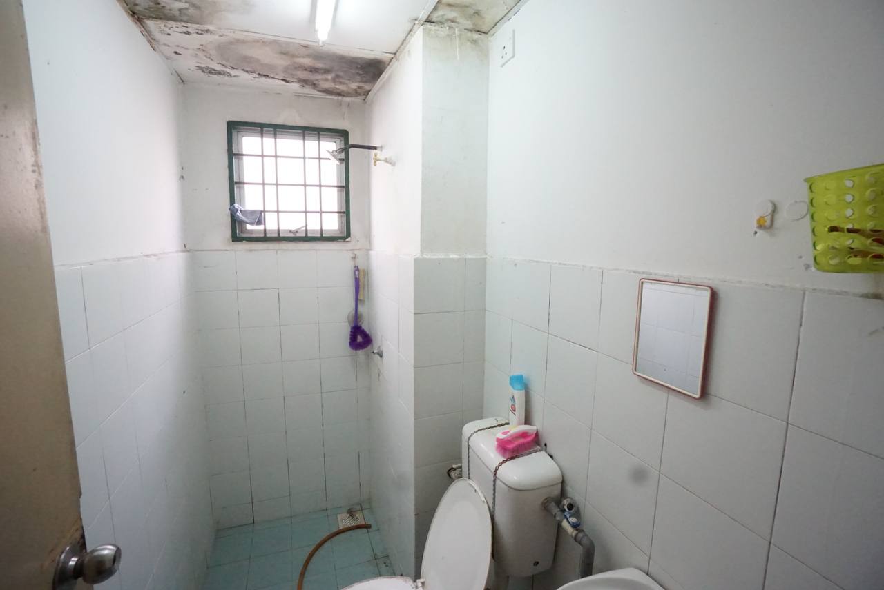 Shop apartment, Pusat Komersial Seksyen 7 Shah Ala - photo 3