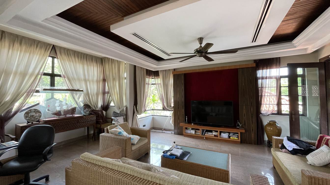 Corner Lot 2 Storey Bungalow  Seksyen 7 Shah Alam - photo 3