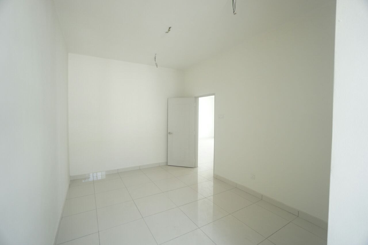 End Lot  2 Storey Hyperlink House Type Marbella D - photo 7