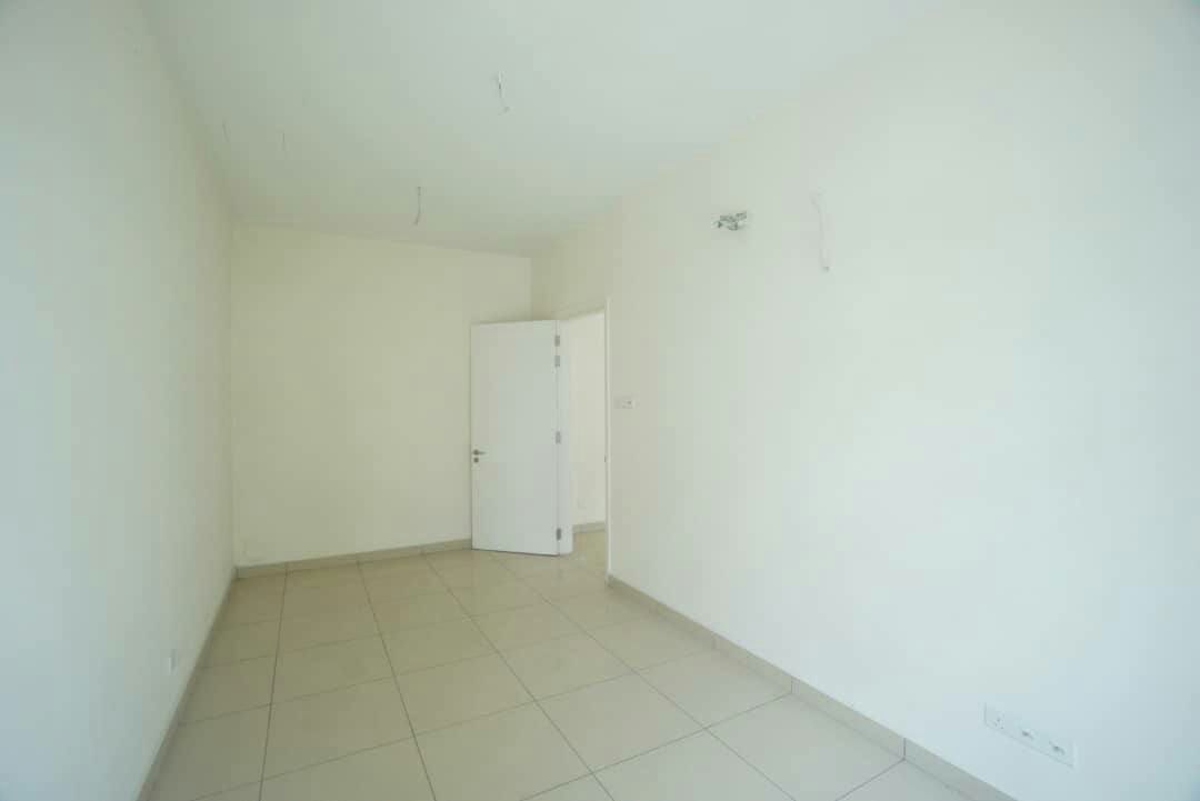 Two Half Storey Semi-D House  Saujana Glenmarie - photo 9