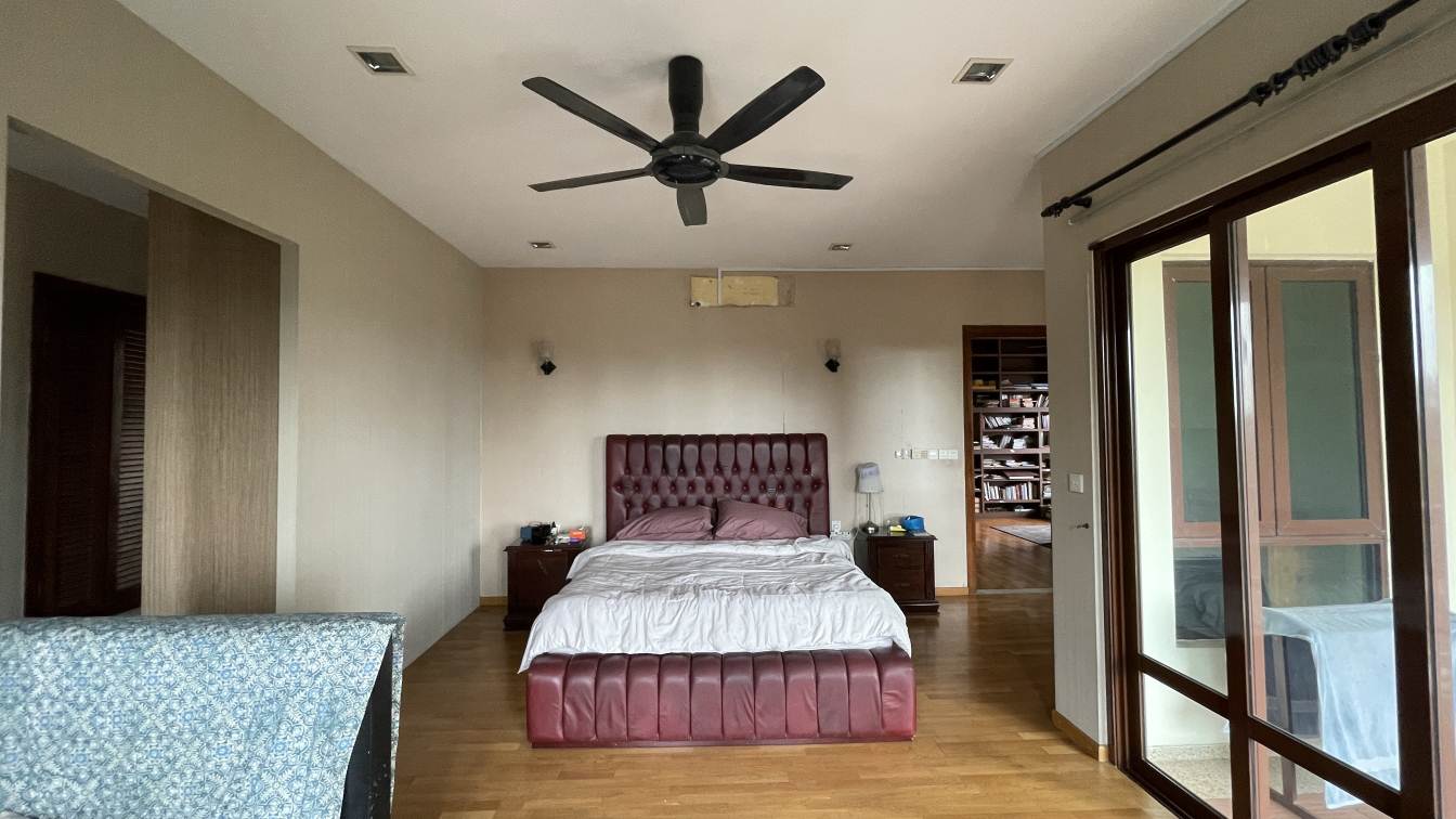 Semi-Detached House  D Puncak Bukit Jelutong - photo 11