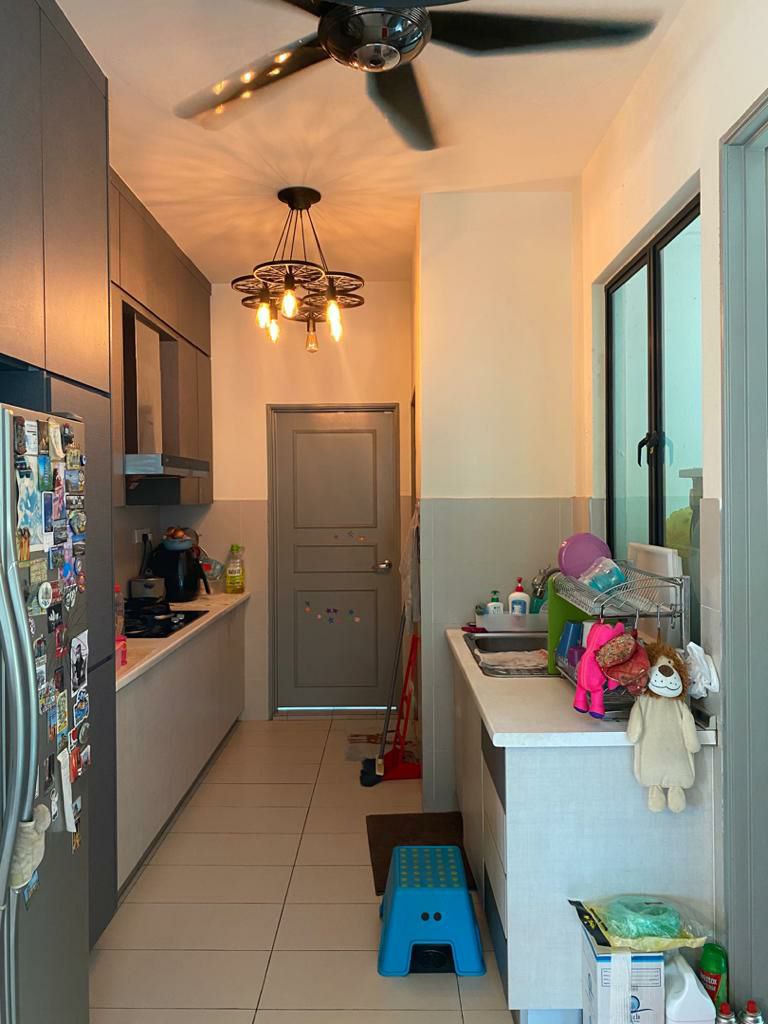 Corner Lot 2 Storey With Spacious Land Zircona - photo 7