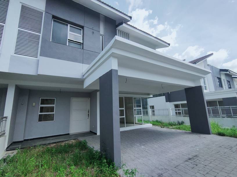 Semi-D Double Storey House Laurus Bukit Bandaraya - photo 2