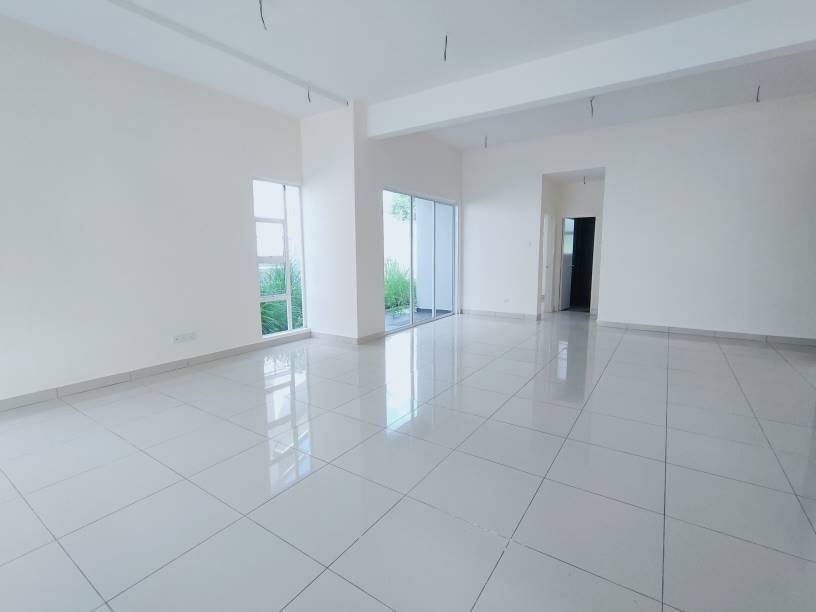 Semi-D Double Storey House Laurus Bukit Bandaraya - photo 7