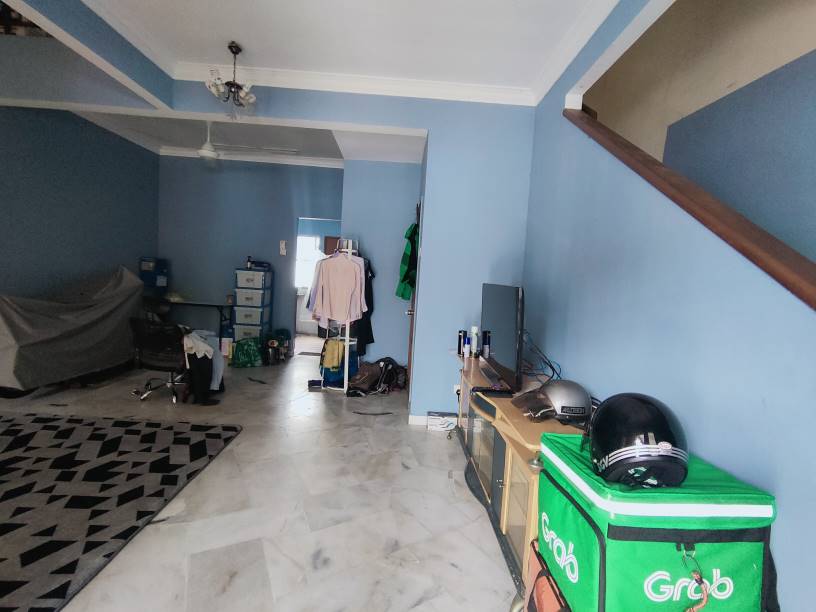 Double Storey Taman Pinggiran USJ 3 - photo 4