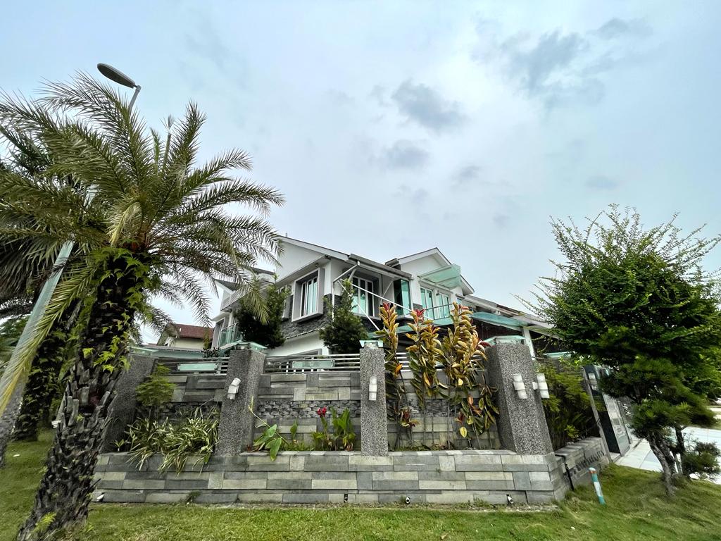 Corner Lot Double Storey Putra Avenue Putra Height - photo 8