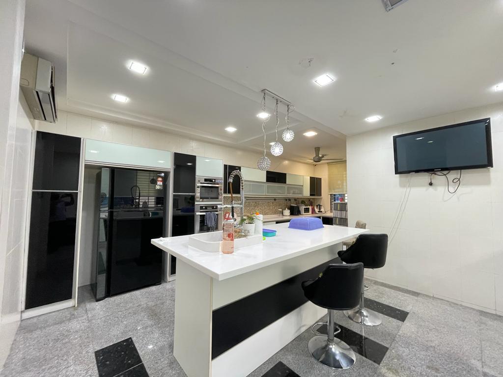 Corner Lot Double Storey Putra Avenue Putra Height - photo 12
