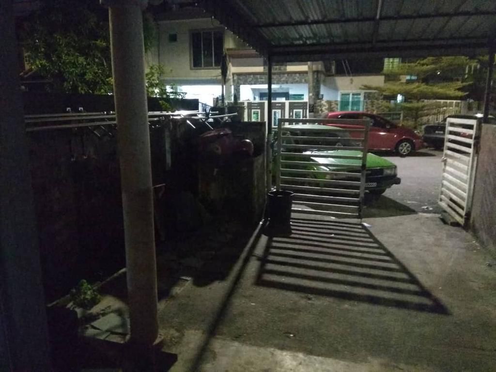 Double Storey Terrace Sri Muda Shah Alam - photo 3