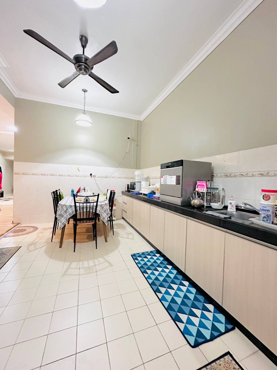 DOUBLE STOREY JALAN KRISTAL, SEKSYEN 7, SHAH ALAM - photo 12