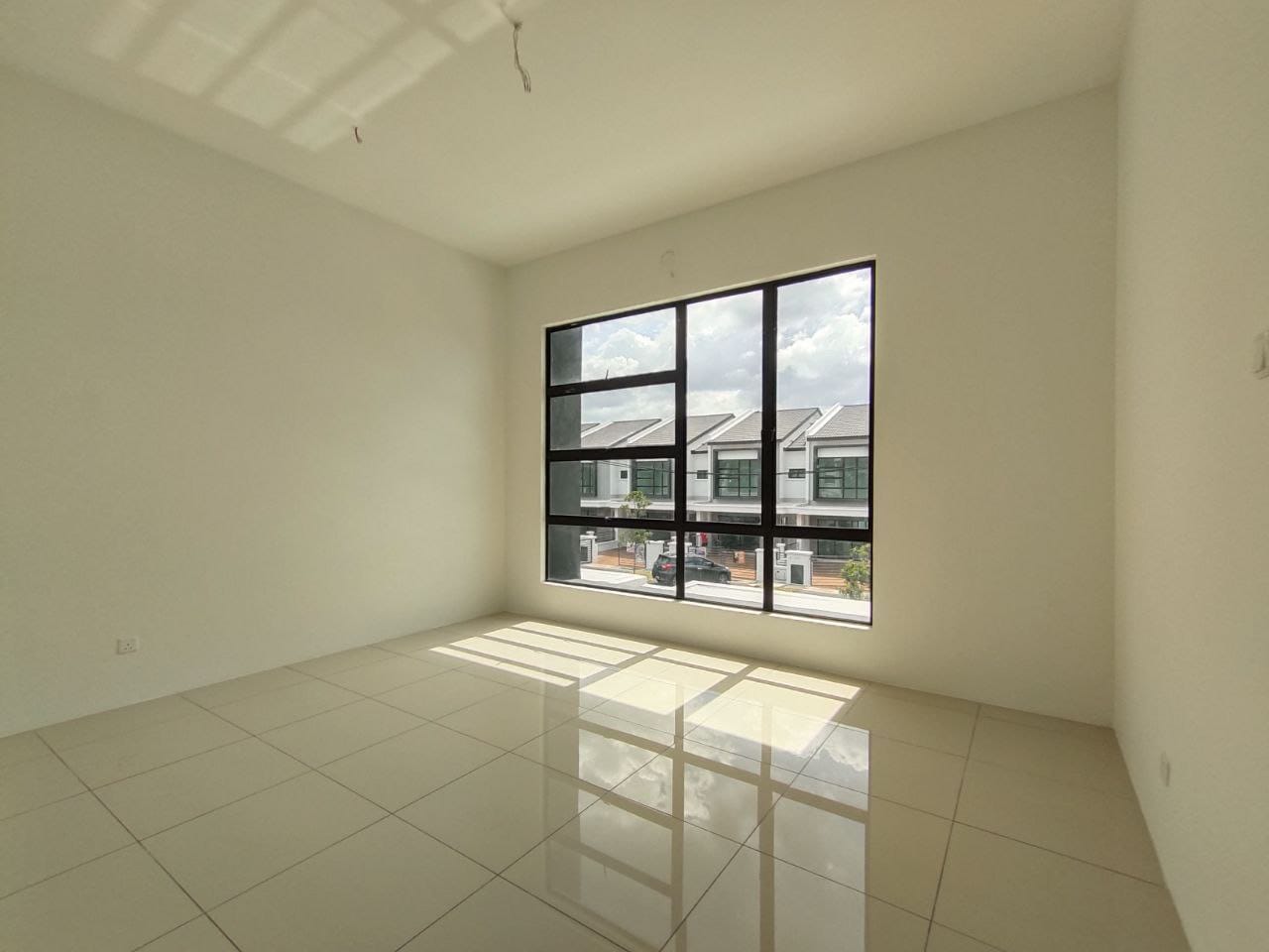 Double Storey House Saujana Perdana - photo 8