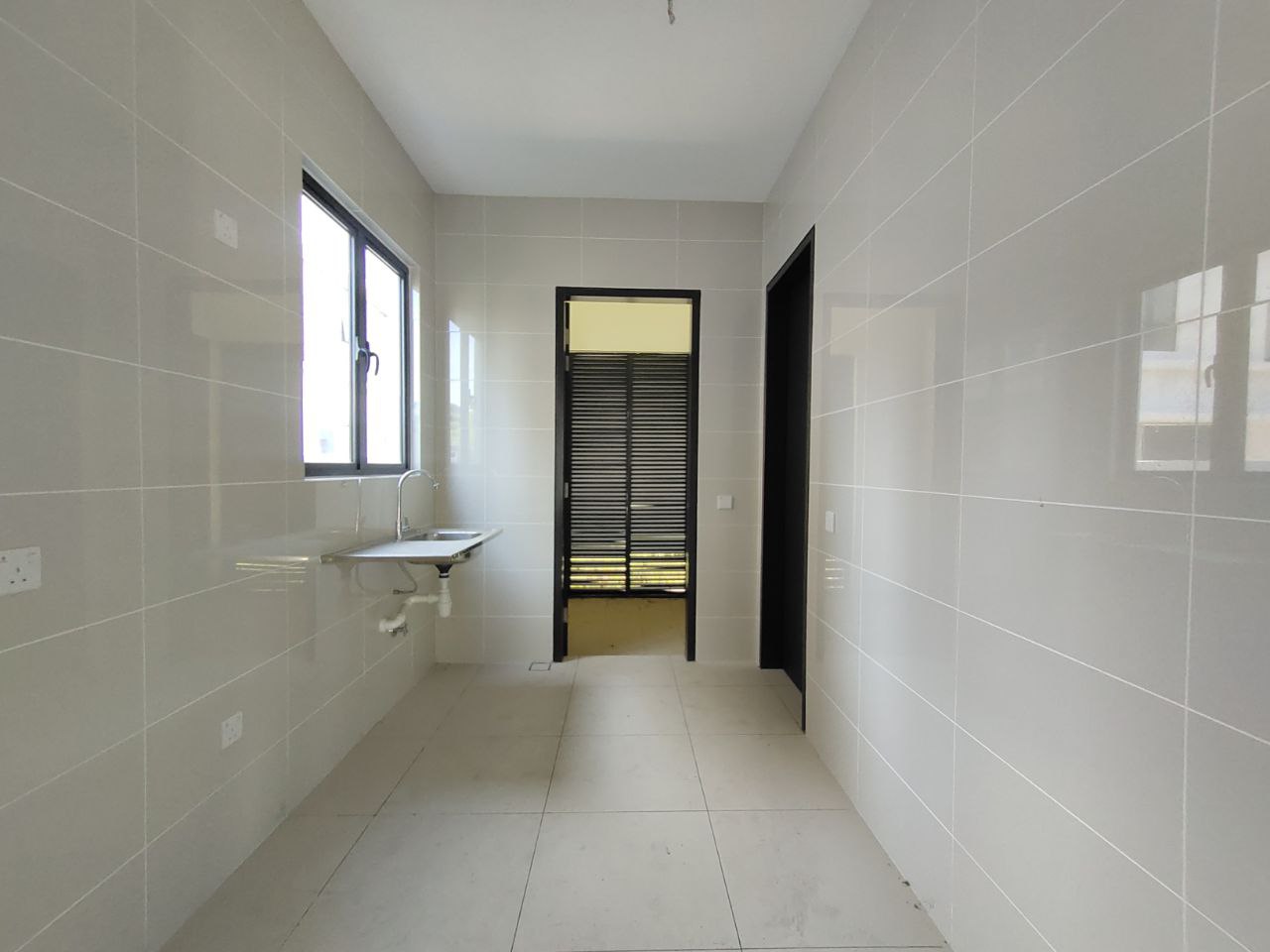 Double Storey Reesia at Elmina Gardens - photo 11
