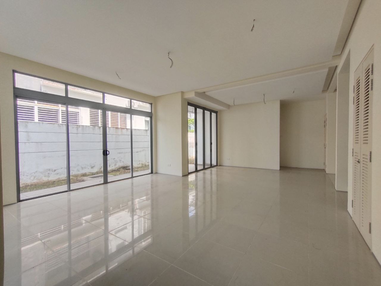 Semi D Willow Park at Denai Alam - photo 11