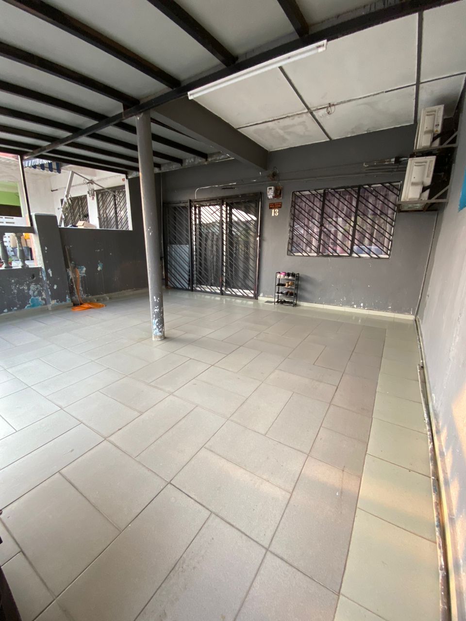 Double Storey Terrace Taman Batu Tiga Shah Alam - photo 3