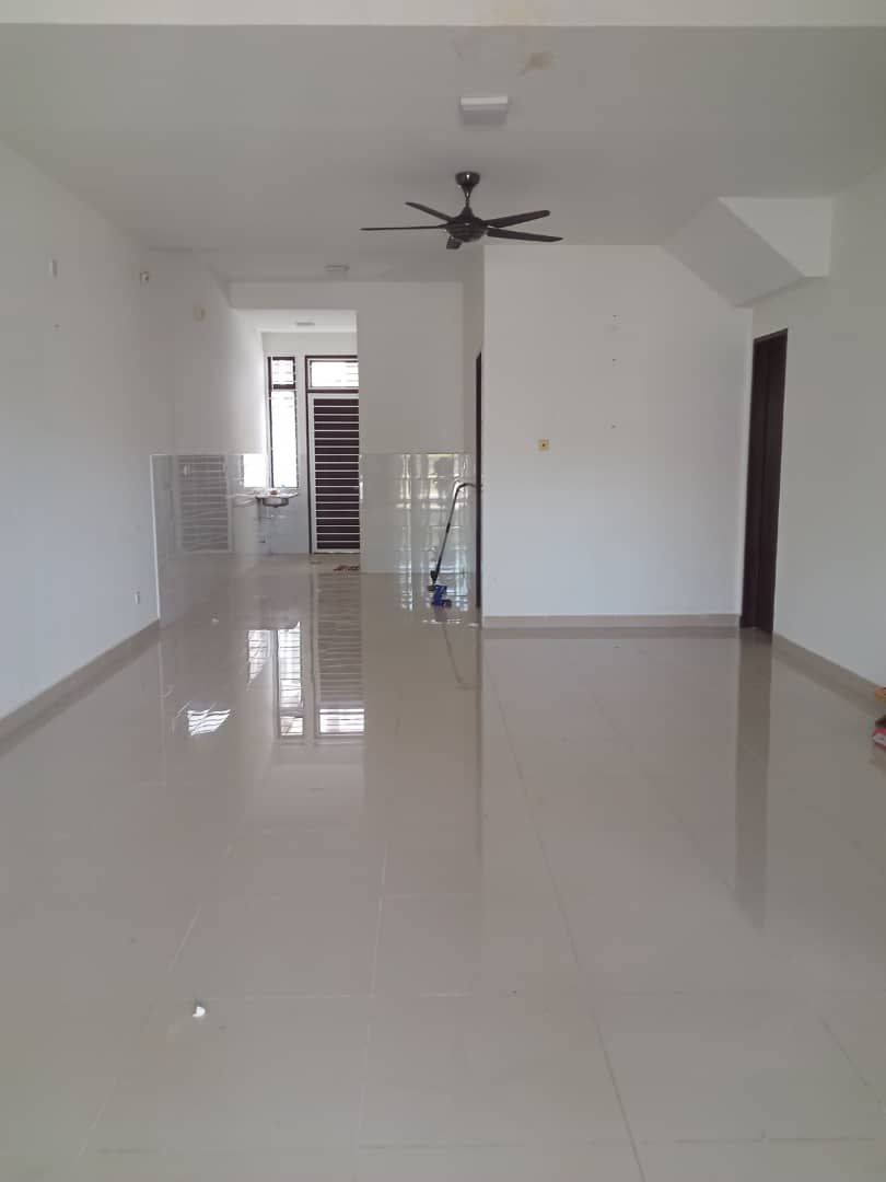 Double Storey Superlink Nukilan 3 Alam Impian - photo 10
