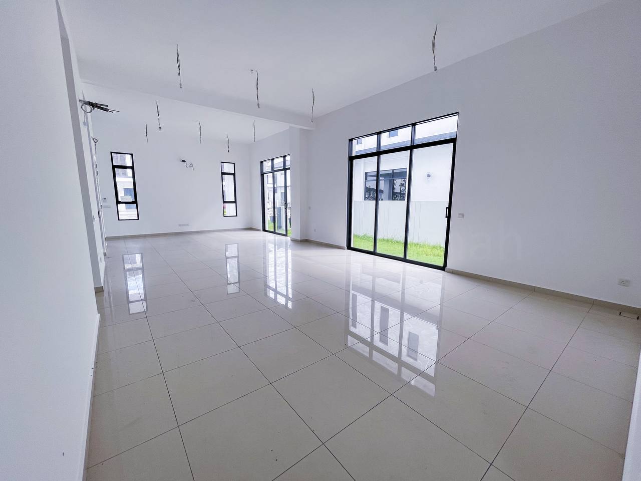 Bungalow at Norton Eco Grandeur Puncak Alam - photo 3