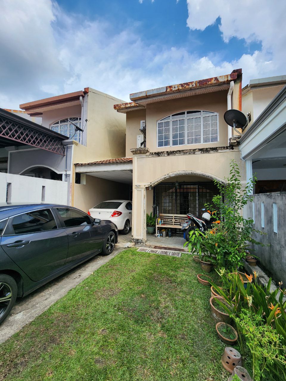 Double Storey Terrace Jalan Lembangan Seksyen 8 - photo 2